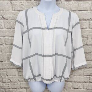 41 Hawthorn White and Black Blouse